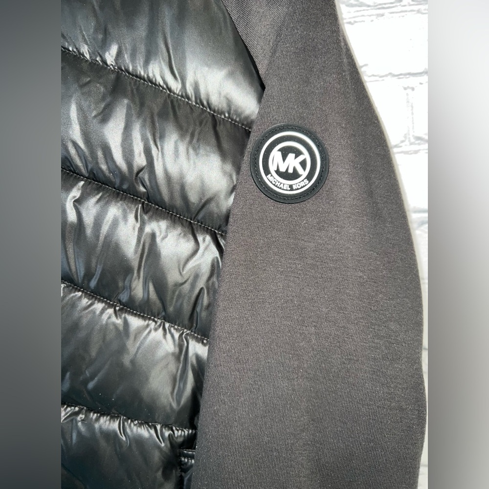 Michael Kors Puffer Coat Youth XXL Size 18/20 -‎ NEW WITH TAGS - Picture 6 of 8